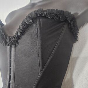 Black Ruffled Corsette Medium Hook and Eye and Cinch Goth Sweetheart Overbust